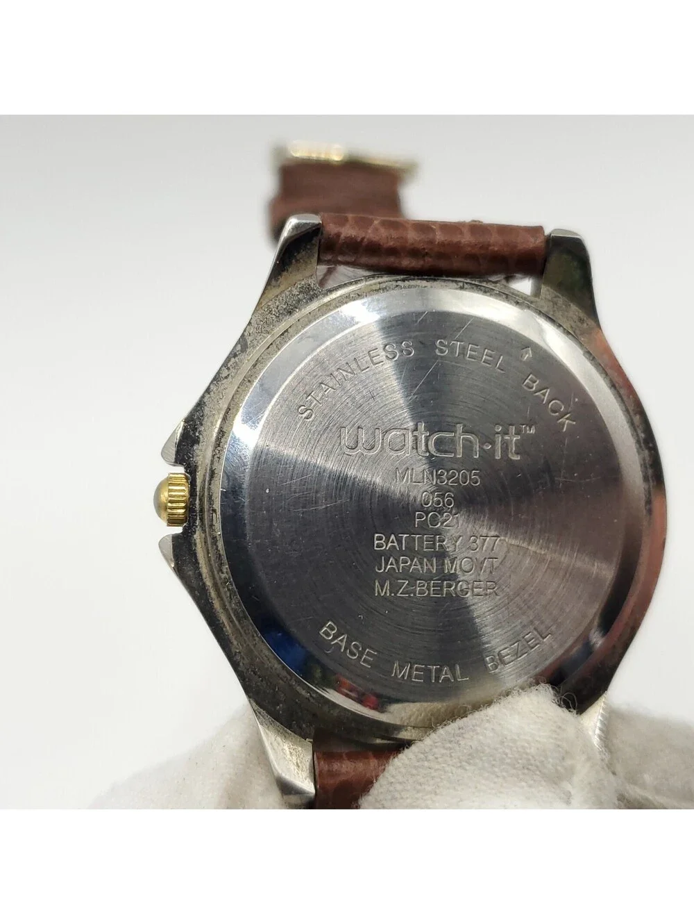 Watch-it Mens 37mm Quartz Watch New Battery Brown Leather Band Silver Tone